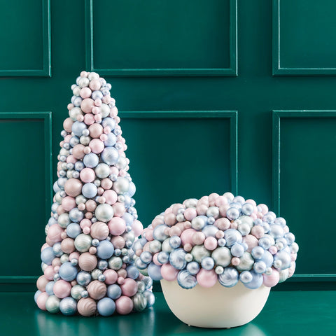 TOPIARY AND TABLE CENTER DUO WITH CANDY COLORS BALLS