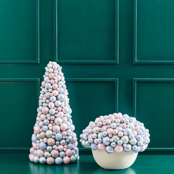 TOPIARY AND TABLE CENTER DUO WITH CANDY COLORS BALLS