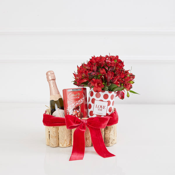 CESTA AMORE MIO COM FLORES, CHAMPAGNE E LINDT