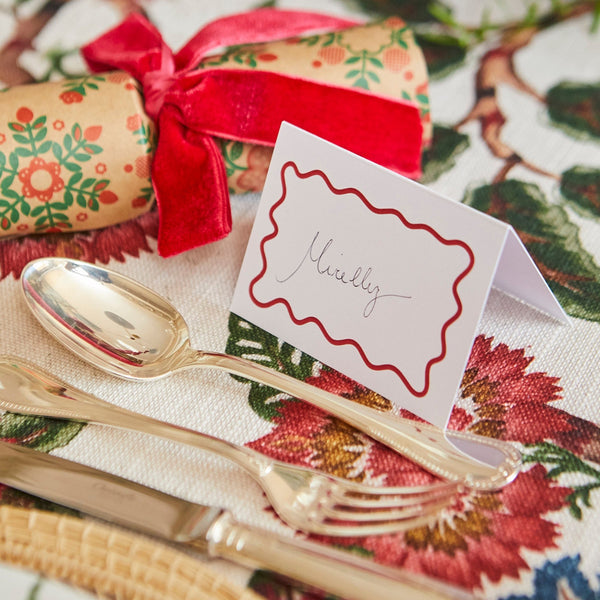 MENU & PLACE CARDS RED BOW