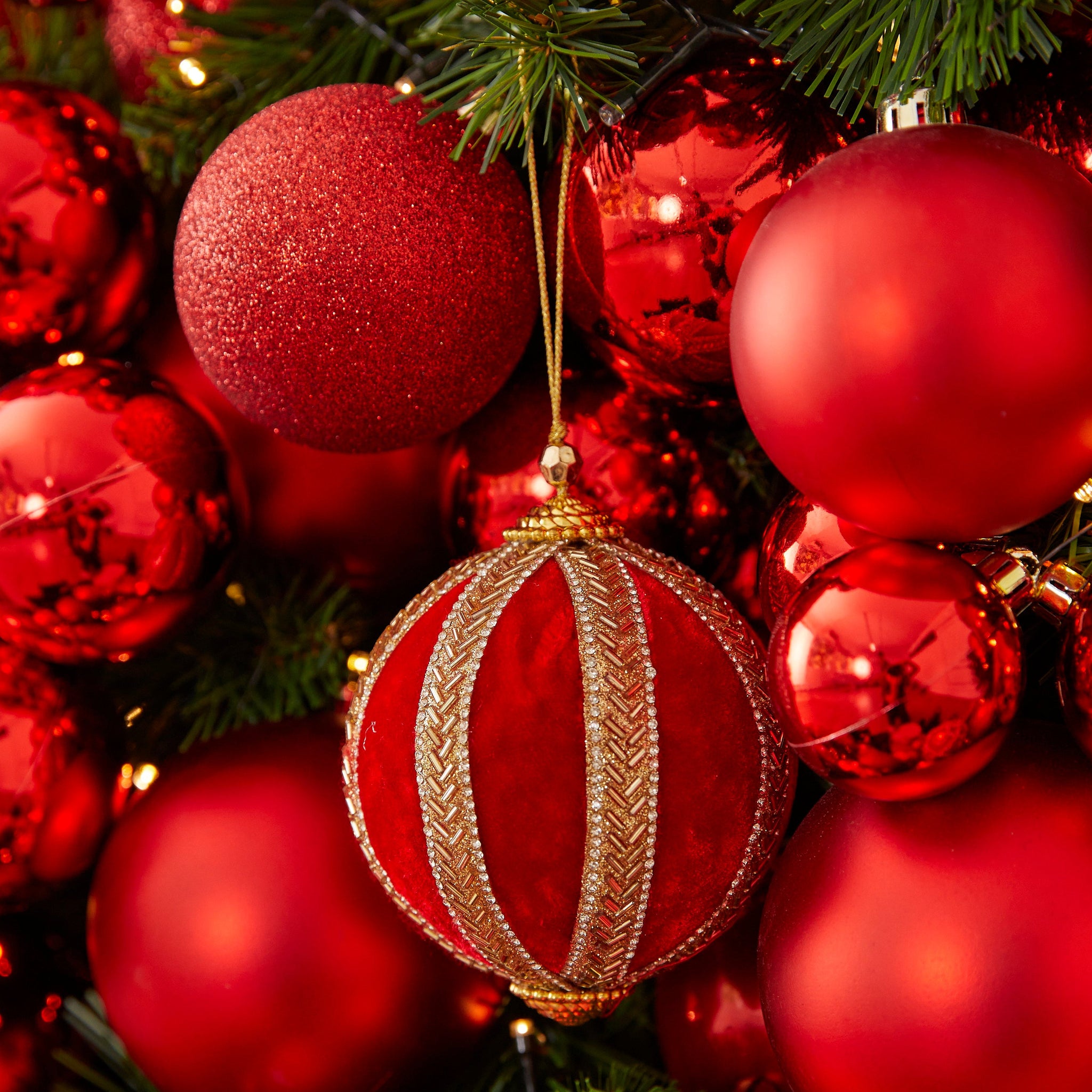 BOLA RED GRACE ROYAL