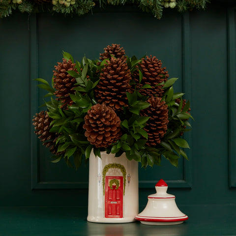 BOWL NUTCRACKER WITH CHRISTMAS BALLS