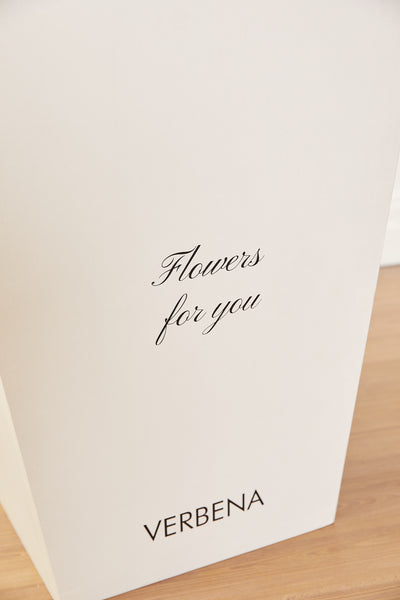 FLOWERS FOR YOU BOX COM 200 ROSAS BRANCAS