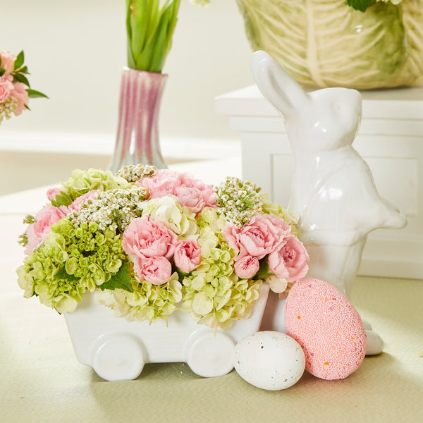 PETER RABBIT E CARRINHO COM FLORES COR DE ROSA