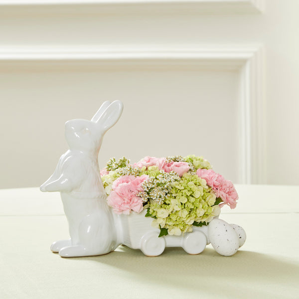 PETER RABBIT E CARRINHO COM FLORES COR DE ROSA