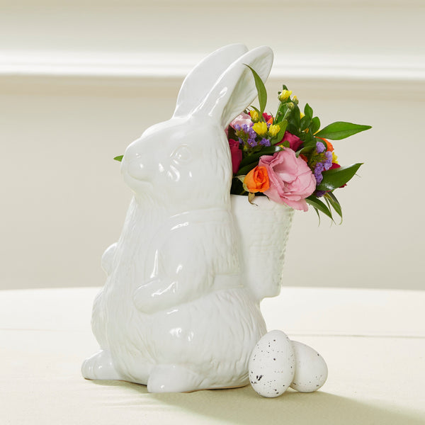 OLIVIA RABBIT COM FLORES COLORIDAS