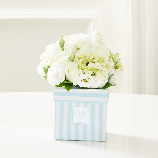 CAIXA MOM I LOVE YOU COM FLORES BRANCAS