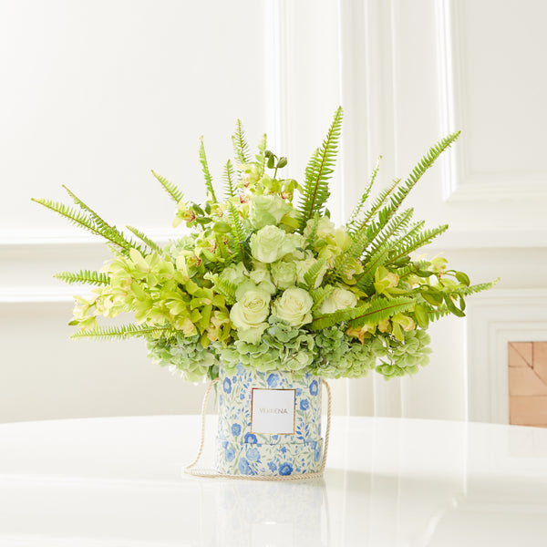 ROSALIE HAT BOX COM MIX DE FLORES VERDES