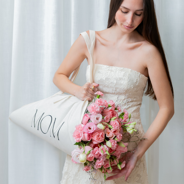 MOM TOTE BAG COM FLORES DELICADAS