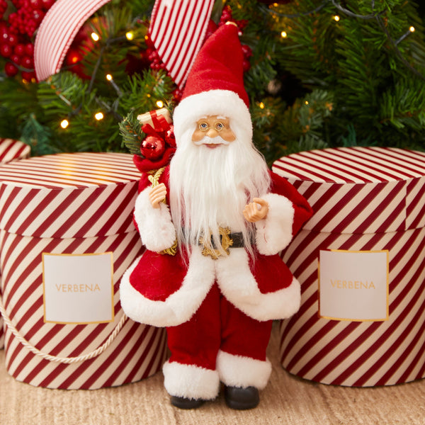 SANTA CLAUS WITH GARLANDS