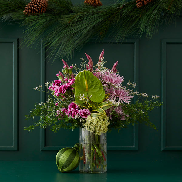 VASO VERBIER CHRISTMAS COM ANTURIOS VERDES E FLORES LILAS