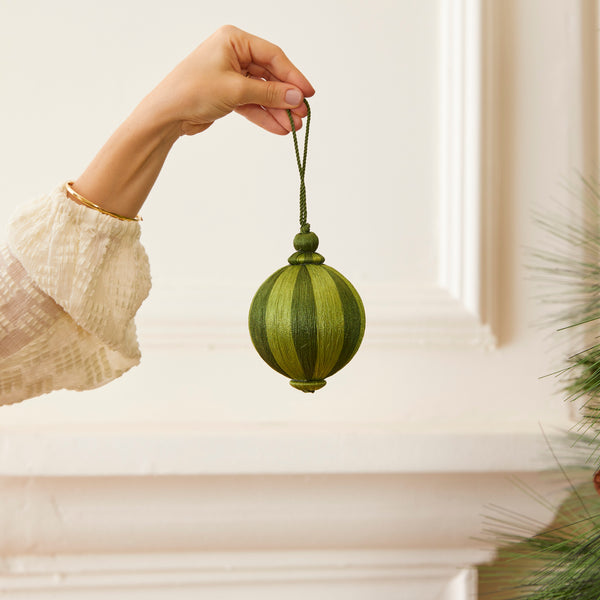 PAMPAS JINGLE TREE
