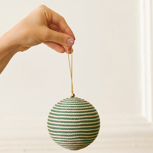PAMPAS JINGLE TREE