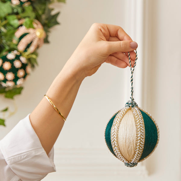 PAMPAS JINGLE TREE