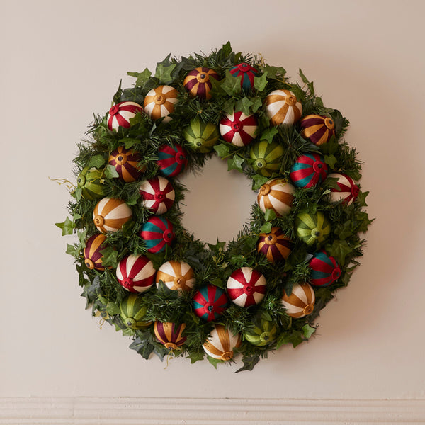 LARGE SILVER BALL GARLAND