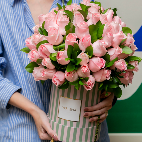 POPPY BOX COM 100 ROSAS COR-DE-ROSA