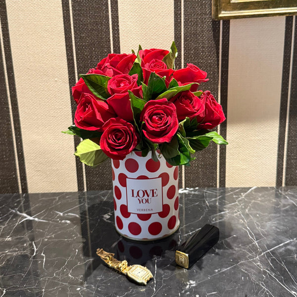 LATA RED POLKA COM 15 ROSAS