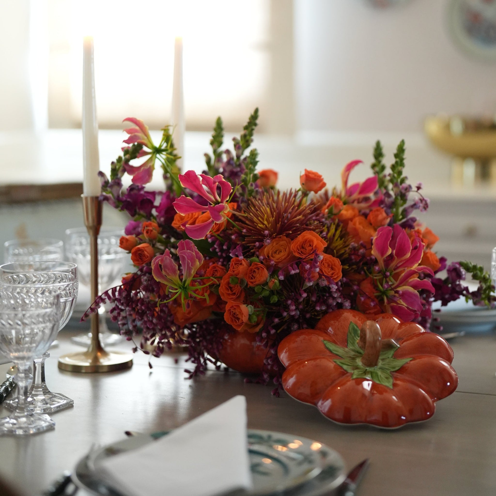 CERAMIC PUMPKIN WITH FLOWERS