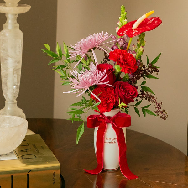 VASO PORCELANA LOVE COM FLORES MODERNAS