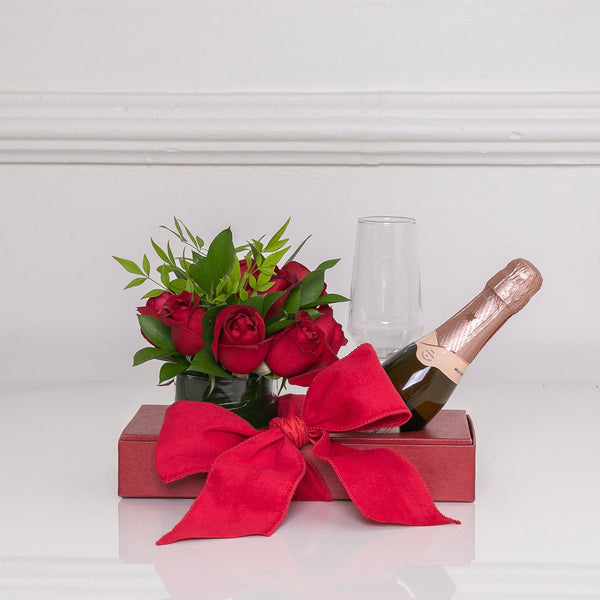 ROMANTIC BABY CHANDON BOX COM ROSAS VERMELHAS