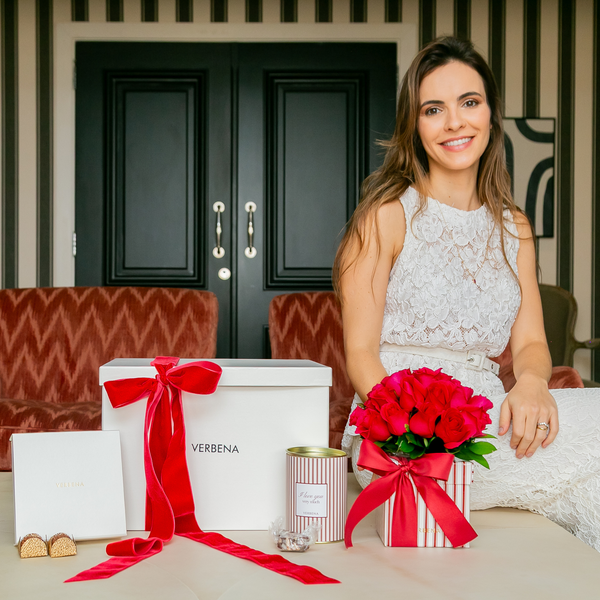 KIT MON AMOUR COM CAIXA DE ROSAS E DOCES