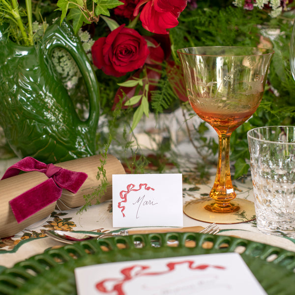 MENU & PLACE CARDS RED BOW